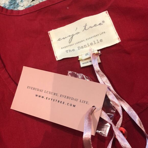 Envy’s Tree Top - Picture 2 of 3